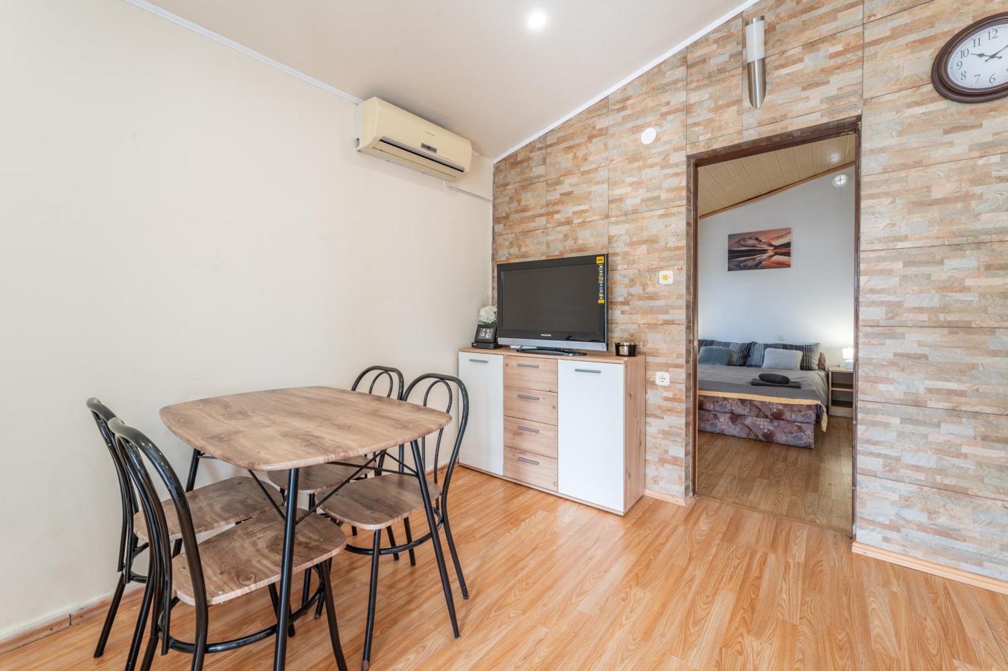 Apartmani Prpic Вир Экстерьер фото